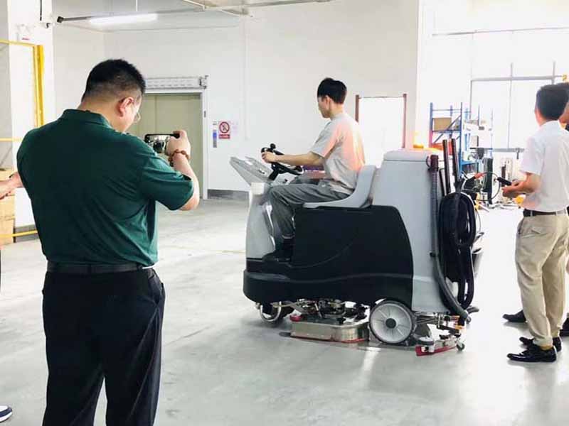 JX860洗地機